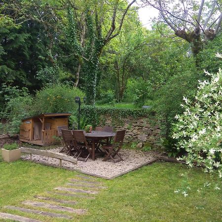 La Ferme Les Mamours La Bastide-l'Eveque Exteriör bild
