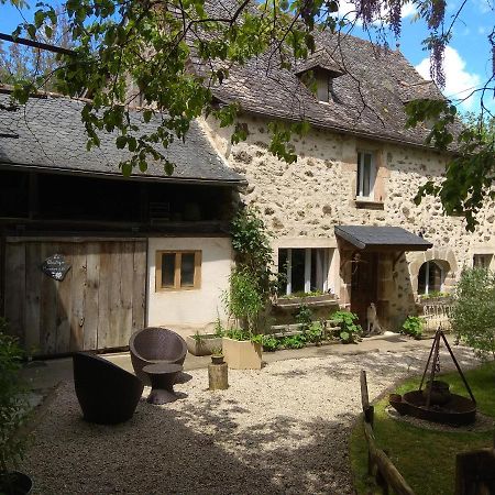 La Ferme Les Mamours La Bastide-l'Eveque Exteriör bild